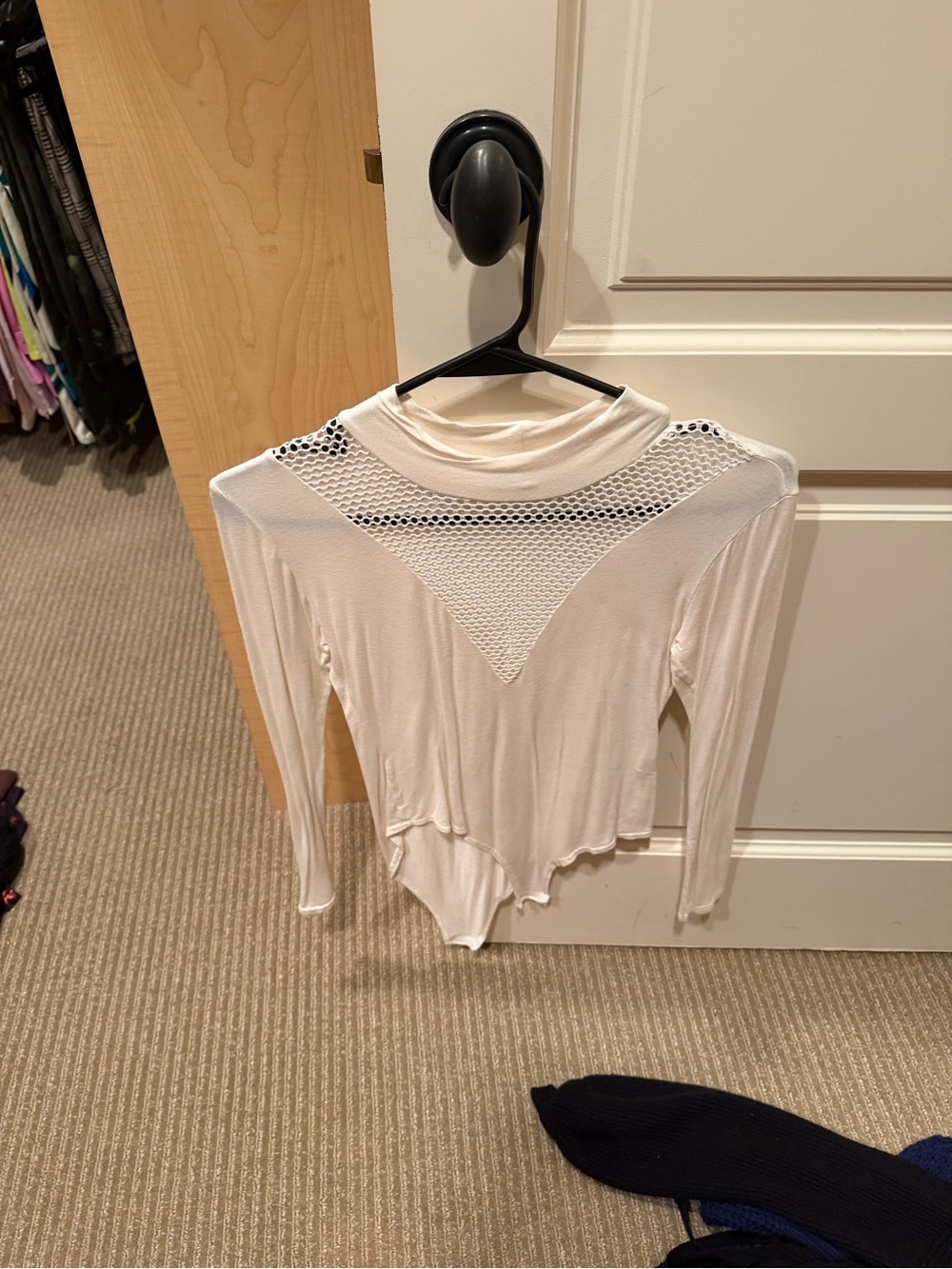 Women’s Cream Long-Sleeve Mesh Panel Top